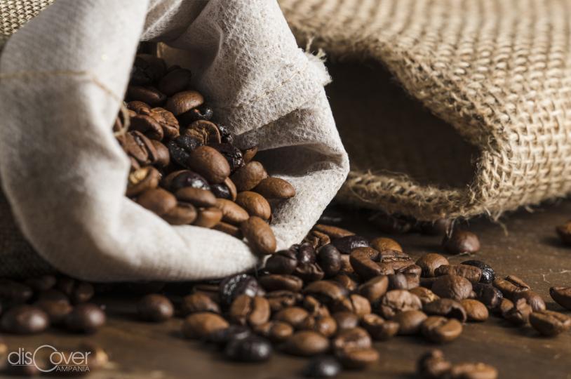 Il Caffè, lo straniero napoletano